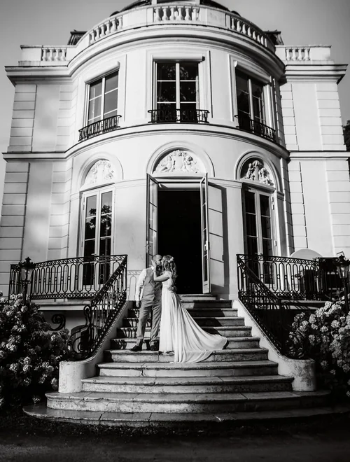 Le Château des Clos en noir et blanc